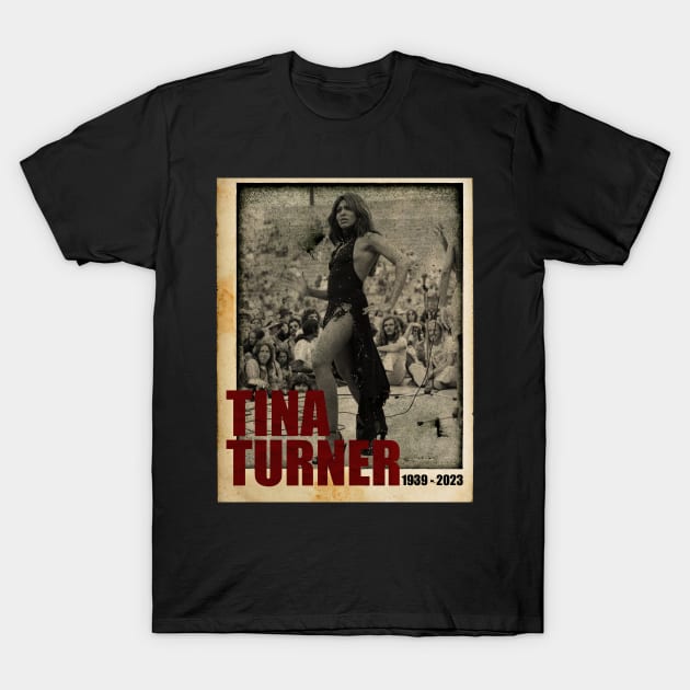 RIP Tina Turner Photo Vintage Aesthetic // 1939-2023 T-Shirt by kumurkumur